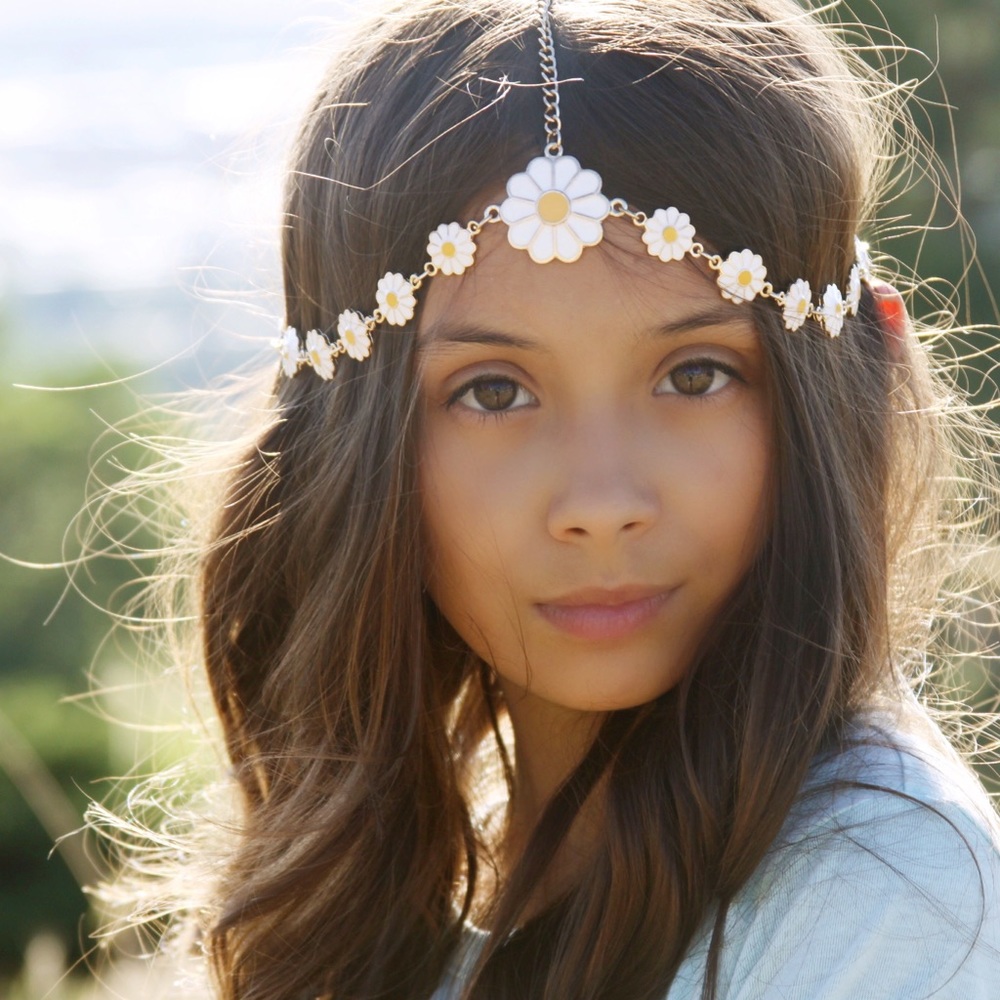 Daisy headpiece